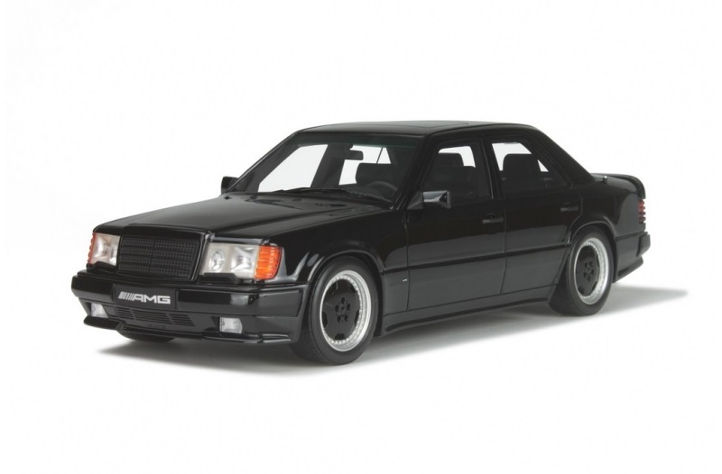 Otto Mobile 1/18 Mercedes Benz W124 300E AMG